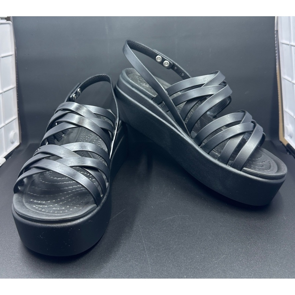 Crocs Brooklyn Strappy Low Wedge Sandals Womens Size 5 Black Platform Straps
